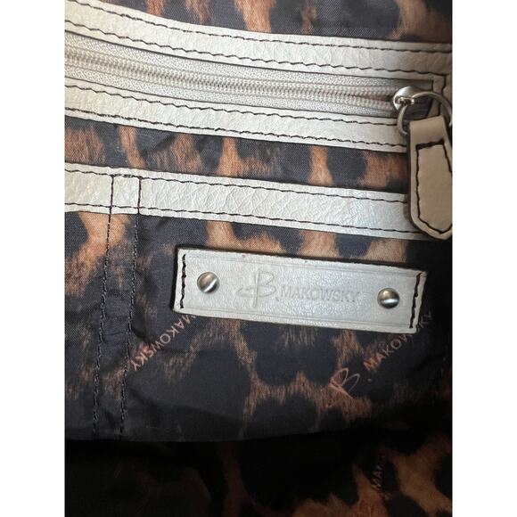 B. Makowsky Cream Off White Pebble Leather Brown Stitching Hobo XL Shoulder Bag - Picture 9 of 14